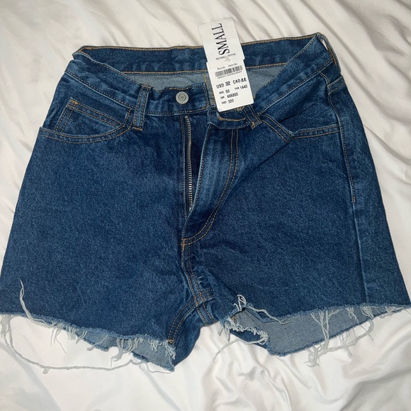 Brandy Melville Pants - NWT Brandy Melville Cut off shorts